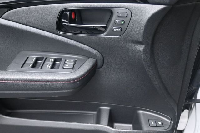 Used 2024  Honda Black Edition image 15