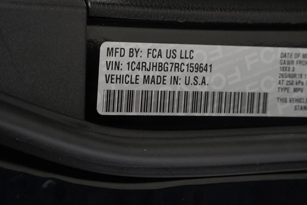 Used 2024 Black Jeep Limited image 49