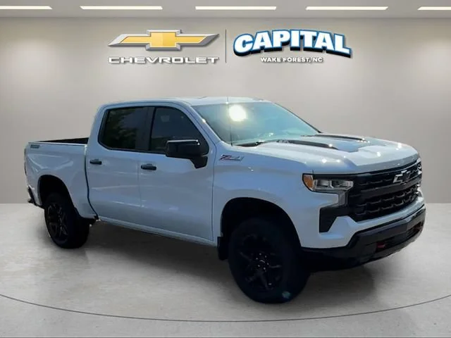 Used 2025 Summit White Chevrolet LT Trail Boss image 7