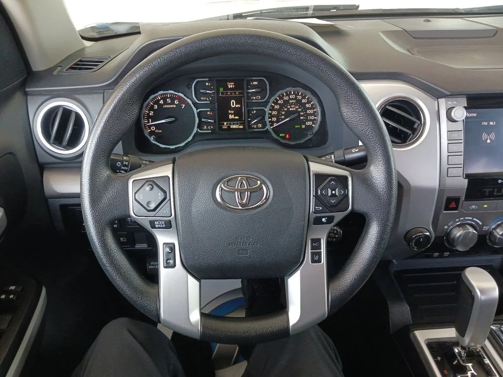 Used 2021 White Toyota SR5 image 16