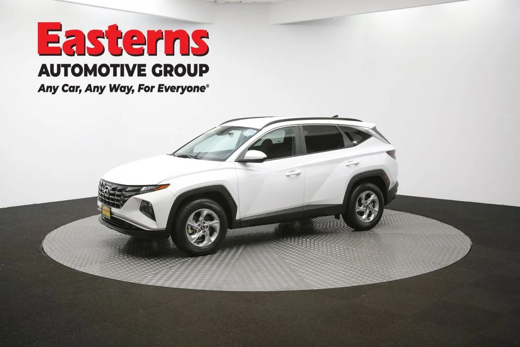 Used 2024 White Hyundai SEL image 56