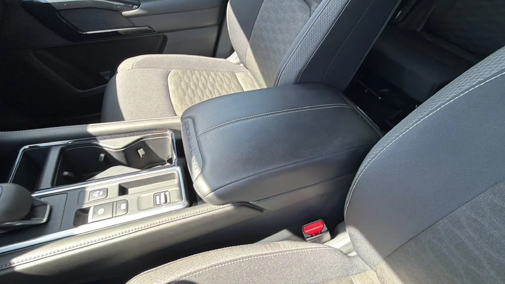 Used 2025 White Nissan SV image 26