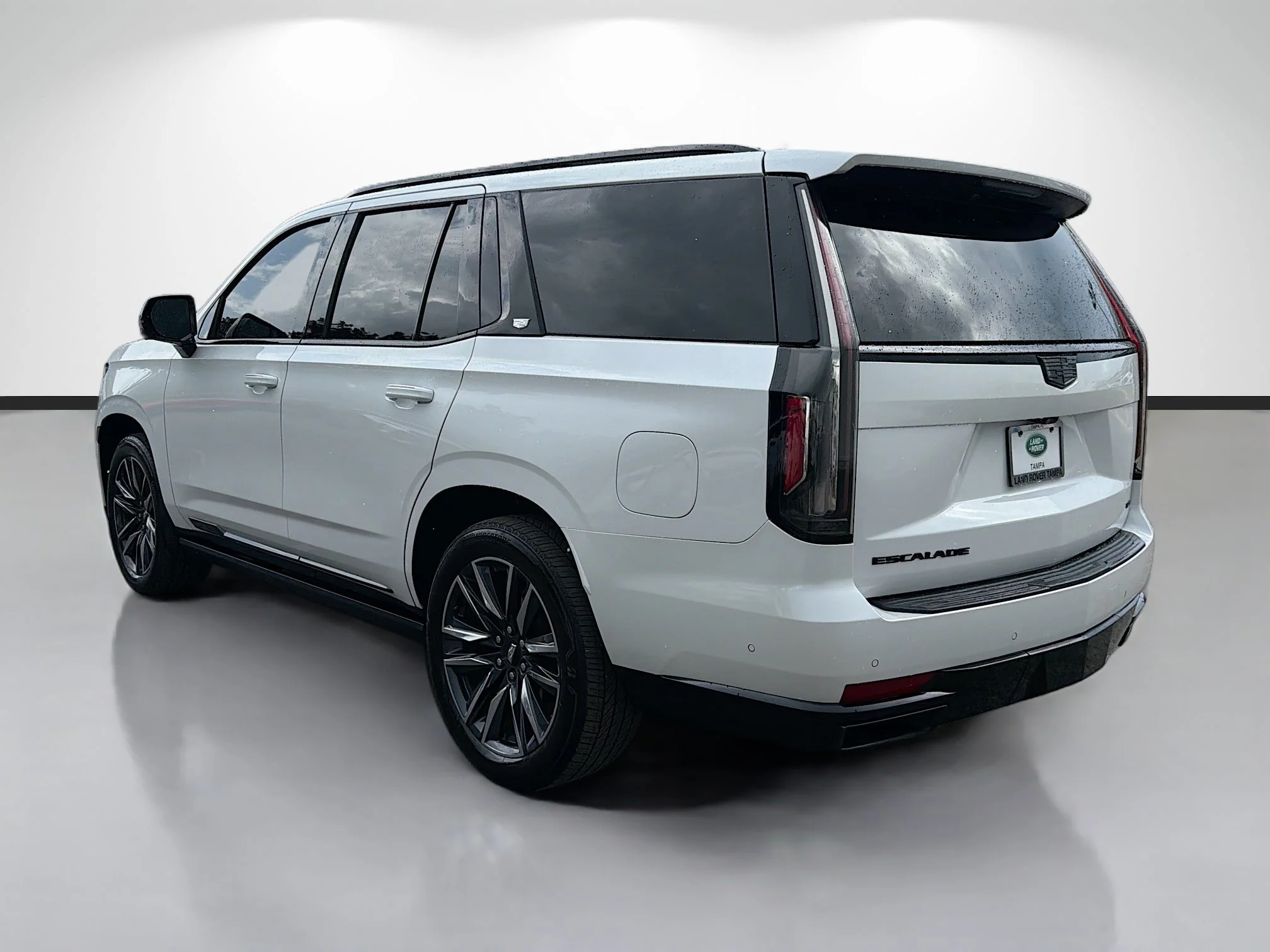Used 2023 Crystal White Cadillac 4WD Sport Platinum image 3