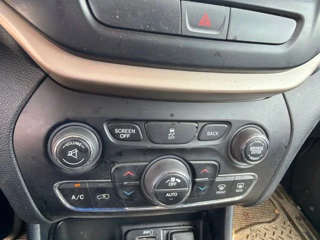 Used 2016 Gray Jeep Limited image 12