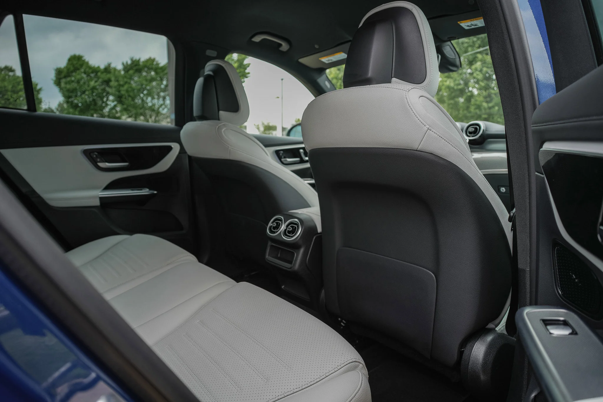 Used 2024 Starling Bl Mercedes-Benz GLC 300 image 32