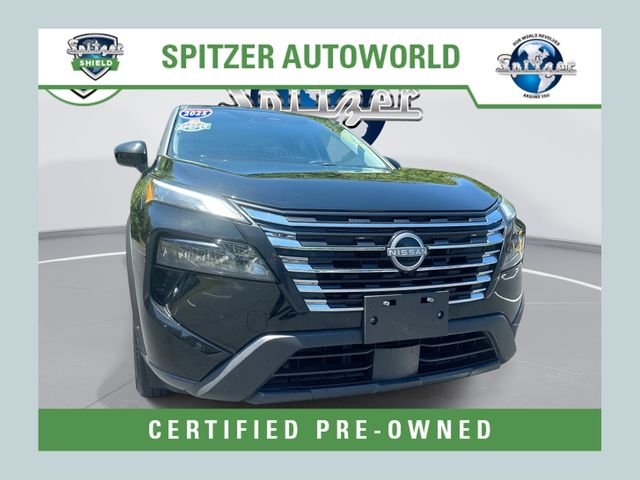 Used 2025 Black Nissan SV image 1