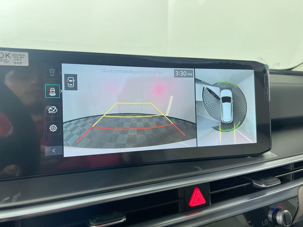 New 2026 Glacial White Pearl Kia SX image 27