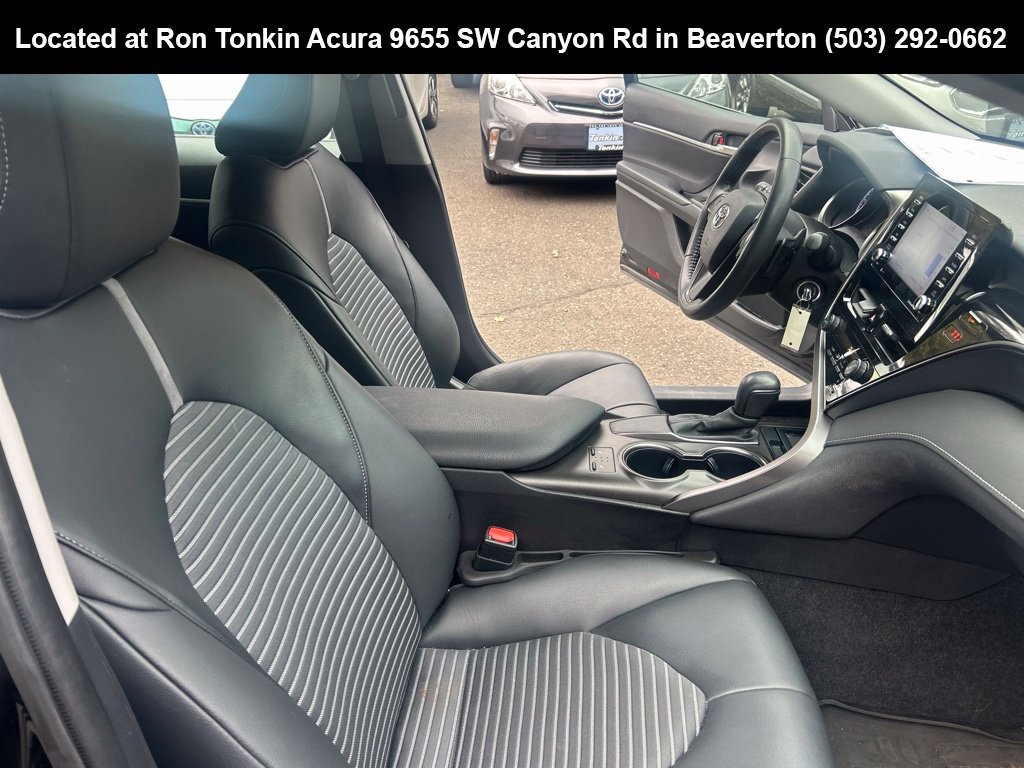 Used 2021 Midnight Black Metallic Toyota SE image 10