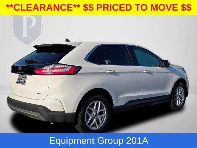 Used 2024 White Ford SEL image 6