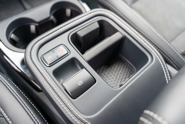 Used 2025 Gray Metallic Ford GT image 31