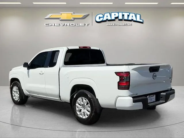 Used 2024 White Nissan SV image 3
