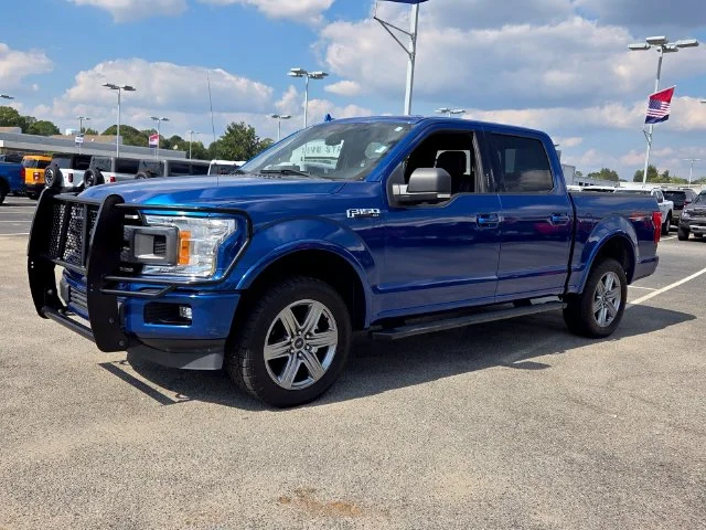 Used 2018 Blue Ford XLT image 3