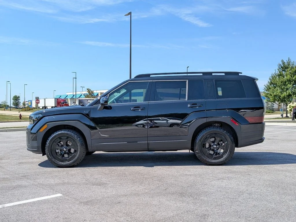 Used 2025 Black Hyundai XRT image 4