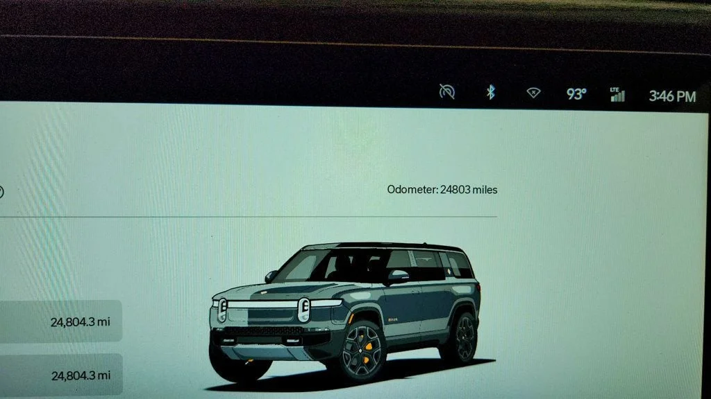 Used 2024 LA Silver Rivian Adventure Quad-Motor Large Pack w/ 22