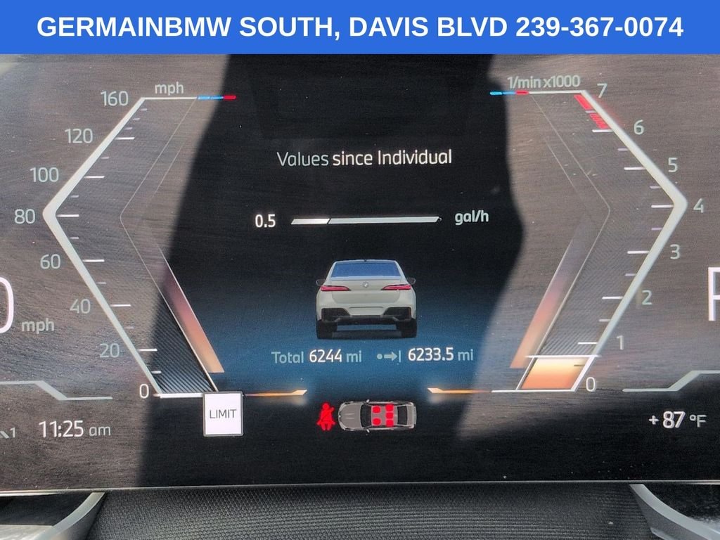 Certified Used 2025 White Metallic BMW 760i xDrive image 29