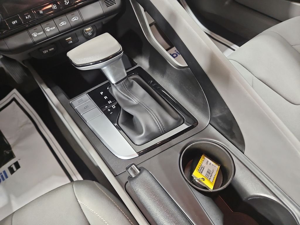 Used 2023 Silver Hyundai SEL image 23