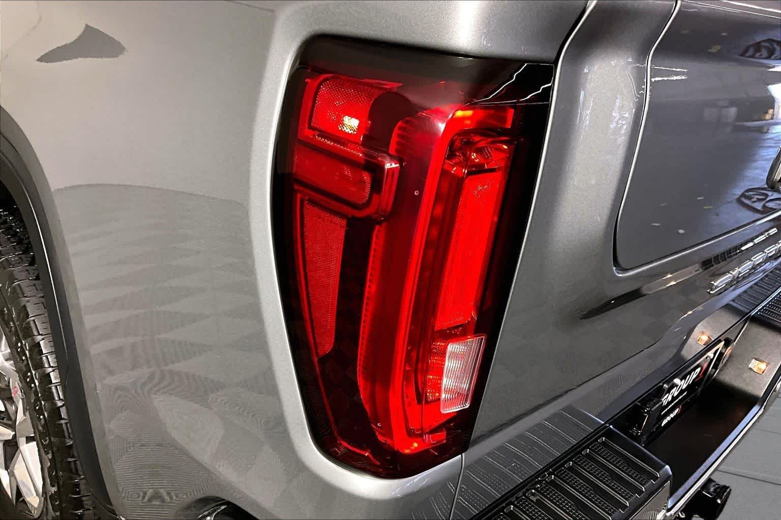 Used 2024 Sterling Metallic GMC SLT image 27