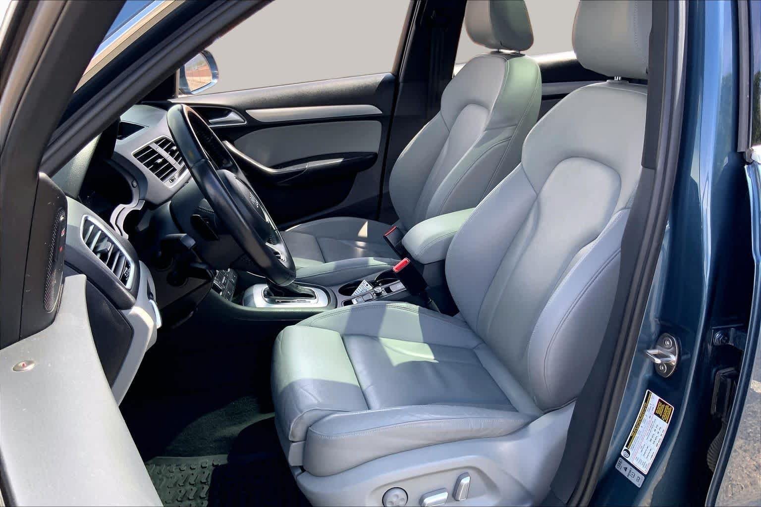 Used 2018 Utopia Blue Metallic Audi Premium Plus image 9