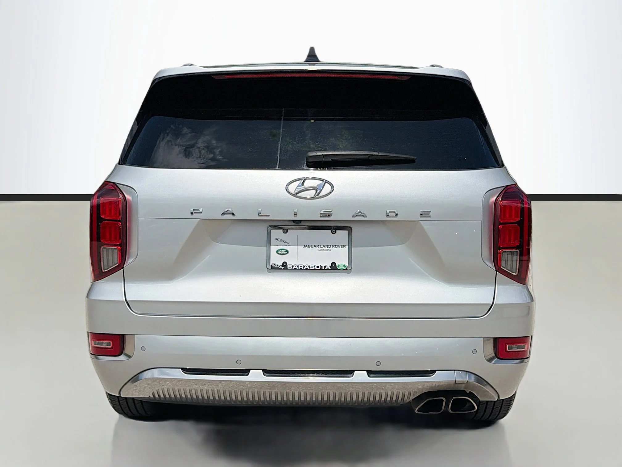 Used 2022 Typhoon Silver Hyundai Calligraphy image 4