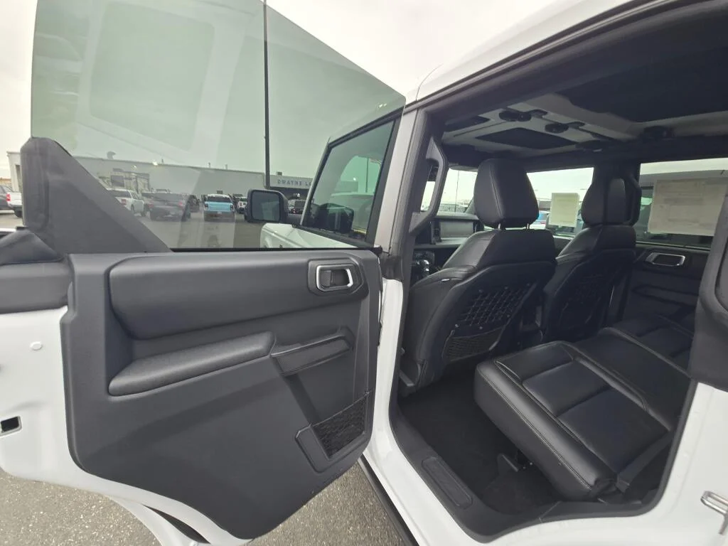 New 2025 Oxford White Ford Badlands® image 11