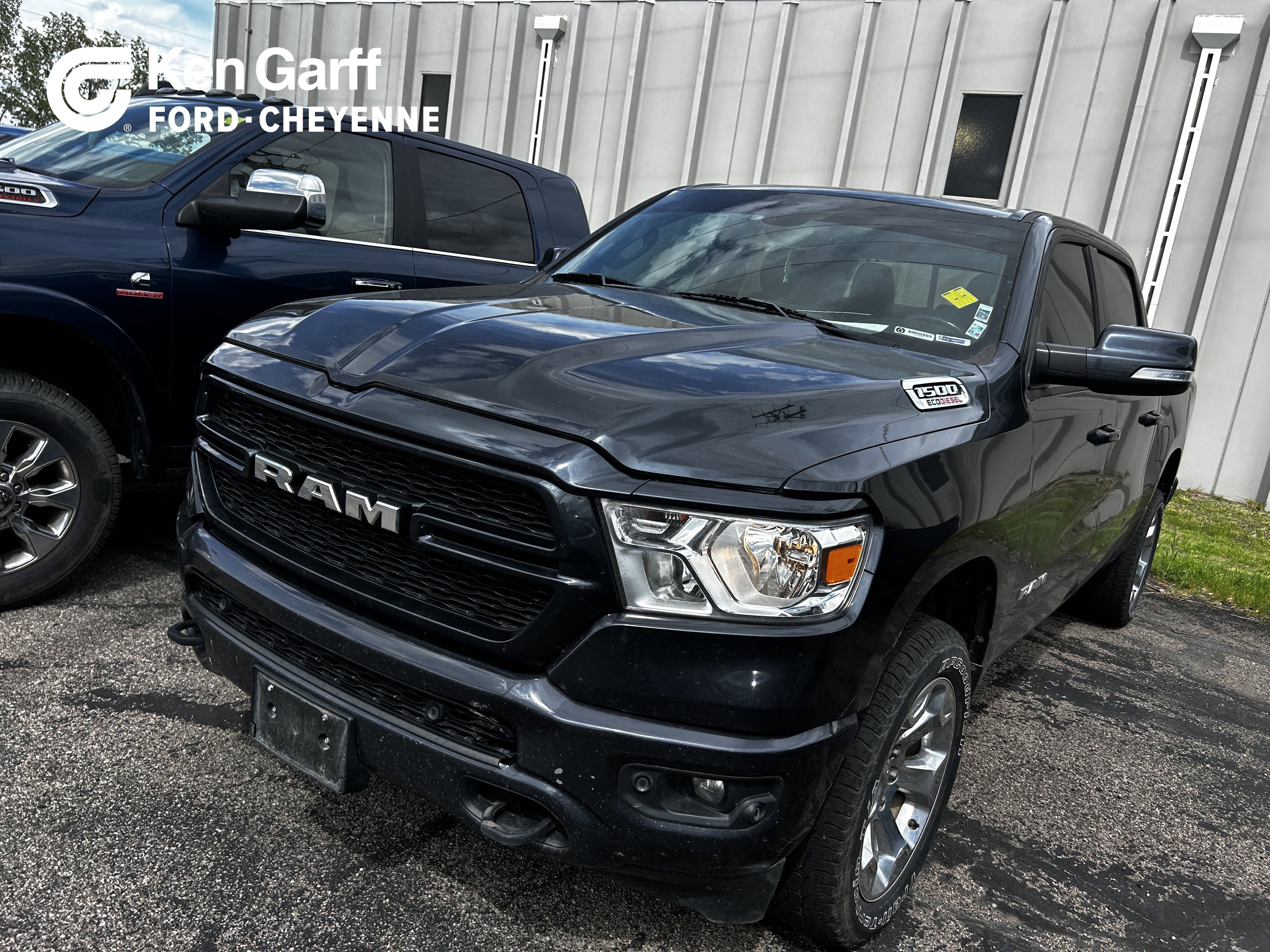 2020 RAM 1500 Big Horn/Lone Star 4x4 Crew Cab 5'7's photo