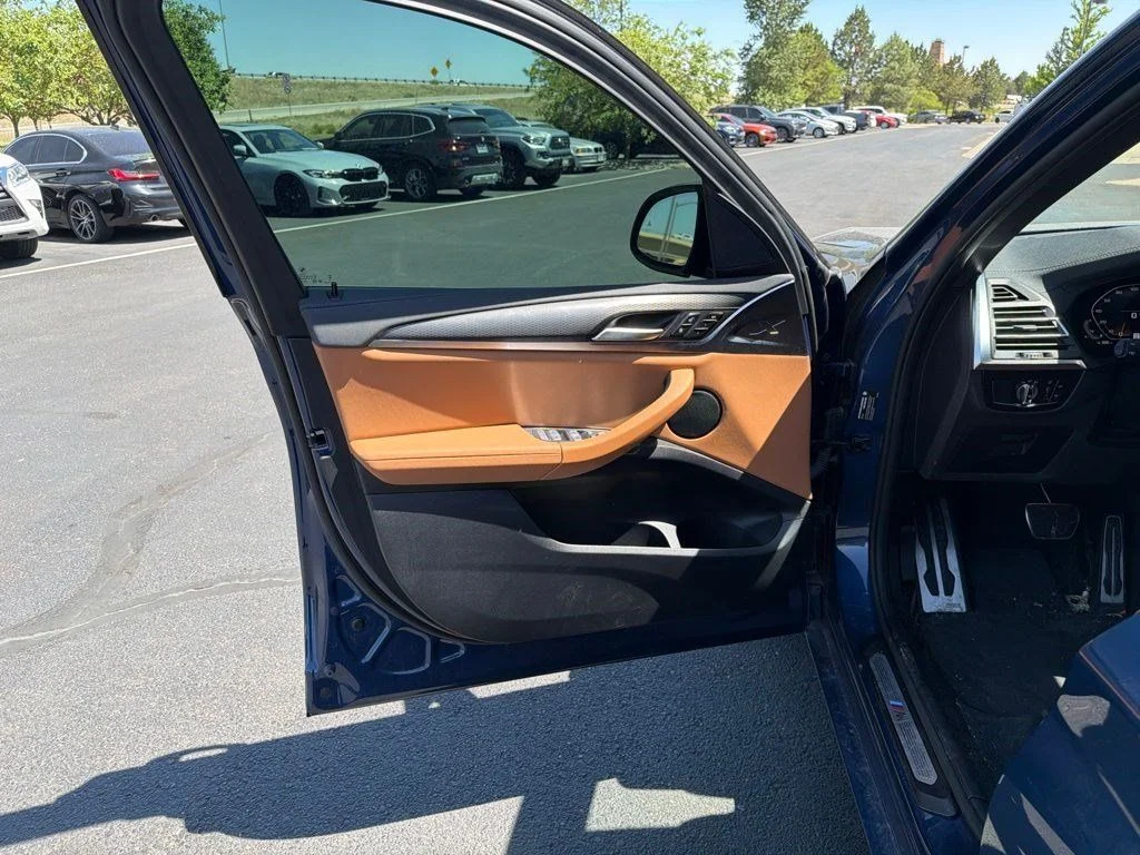Used 2024 Blue BMW M40i image 9