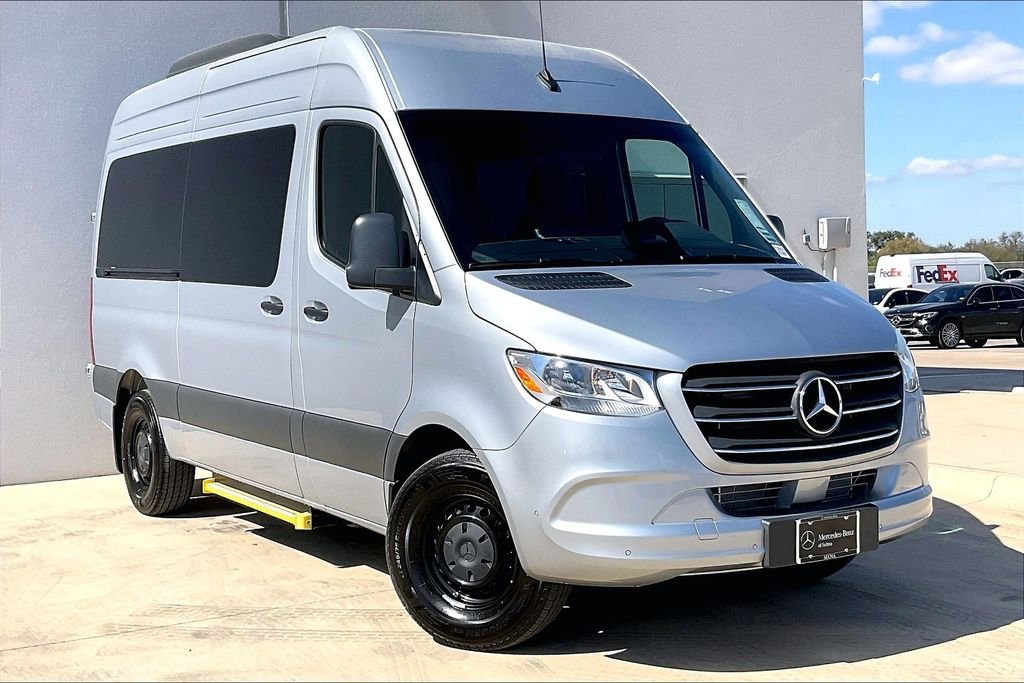 2025 Mercedes-Benz Sprinter 2500 144 WB HO's photo