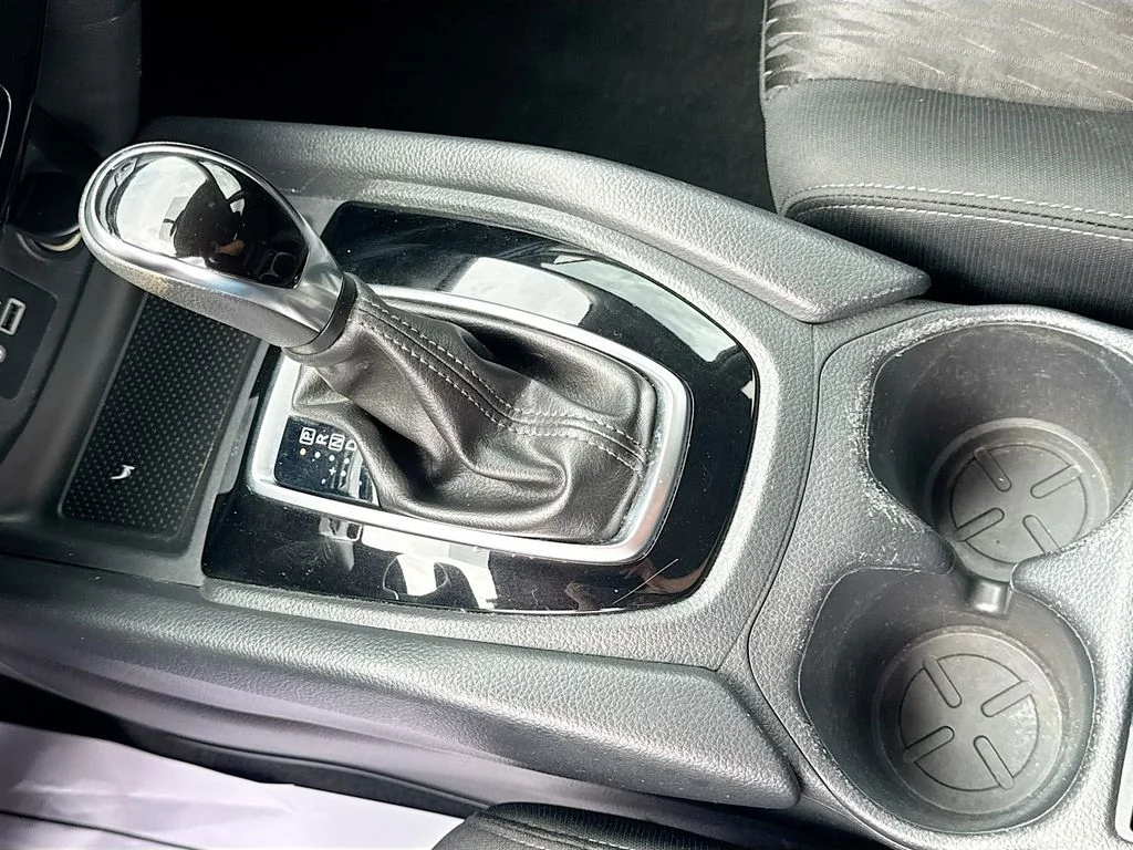 Used 2018 Gray Nissan SV image 20
