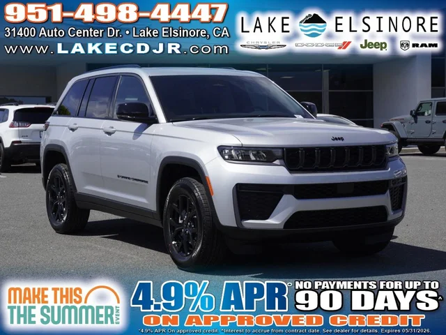 2026 Jeep Grand Cherokee Laredo Altitude