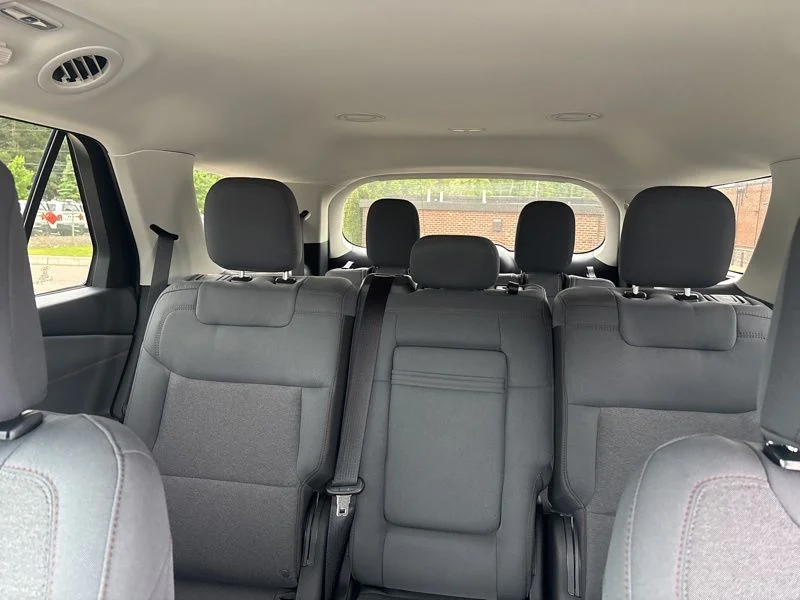 Used 2025 Gray Ford Active image 33