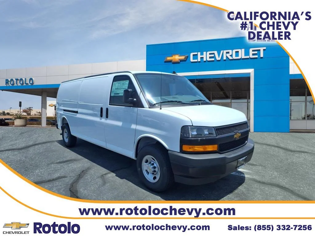 2025 Chevrolet Express 2500 Extended Work Van HD's photo
