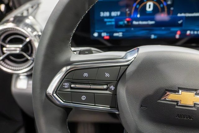 New 2026 Mosaic Black Metallic Chevrolet LT image 16