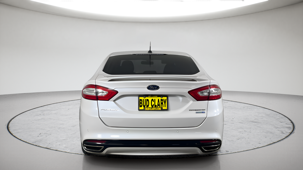 Used 2014  Ford Titanium image 4