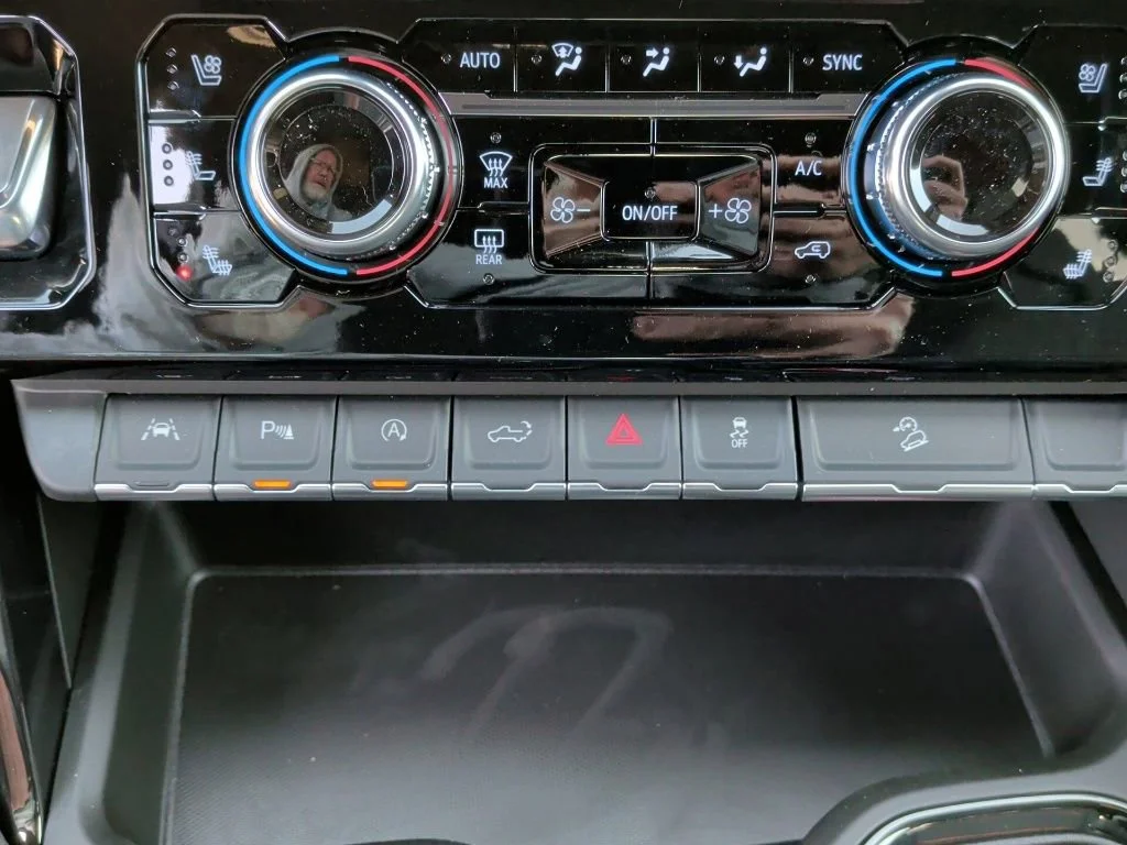 2026 GMC Sierra 1500 AT4 - Photo 28