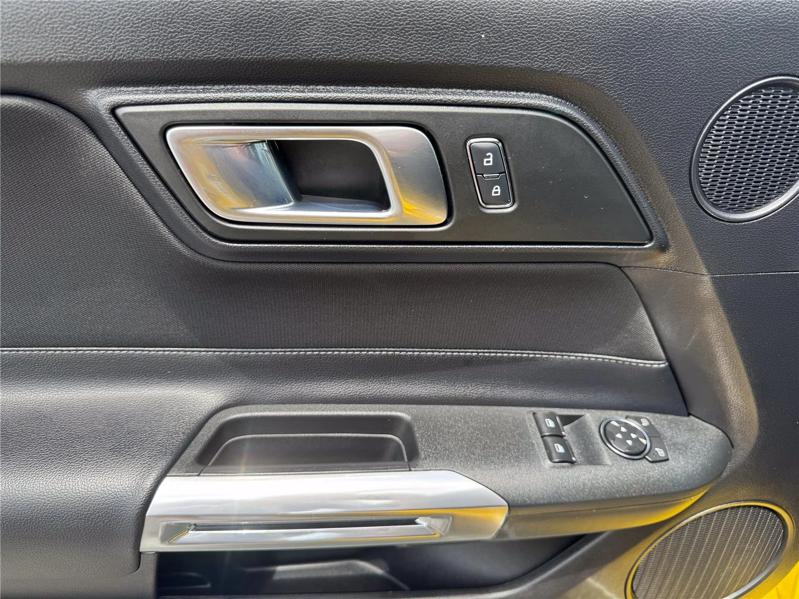 Used 2018 Triple Yellow Tri-Coat Ford GT image 19