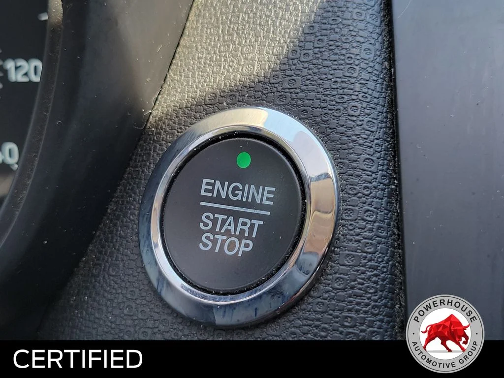 Used 2018 Red Ford SE image 37