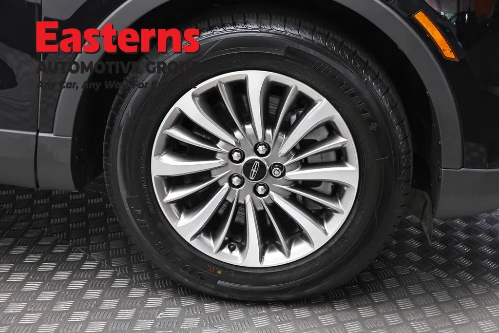 Used 2022 Black Lincoln Standard image 31
