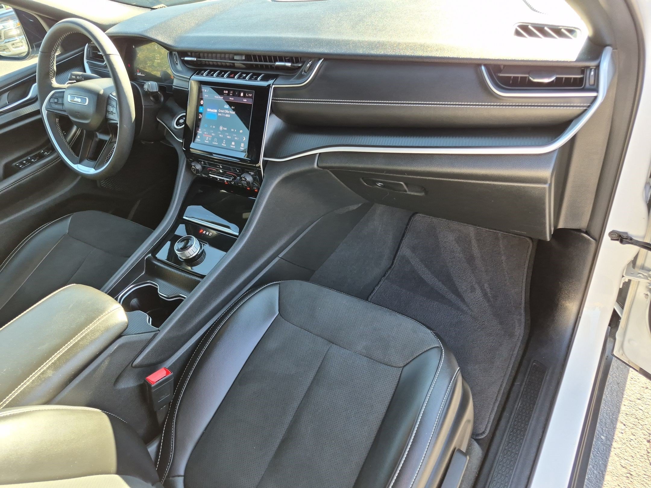 Used 2025 Bright White Clearcoat Jeep Altitude image 32