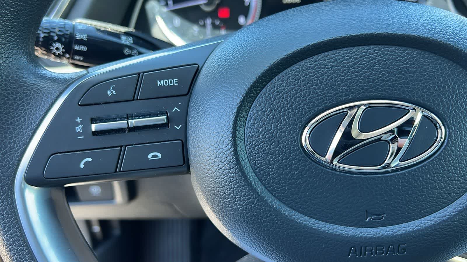 Certified Used 2023 Onyx Black Hyundai SEL image 19