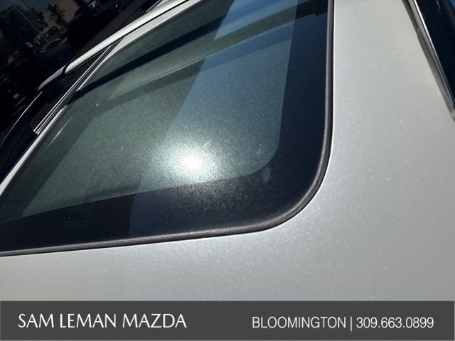 Used 2018 White Subaru 2.5i Touring image 6