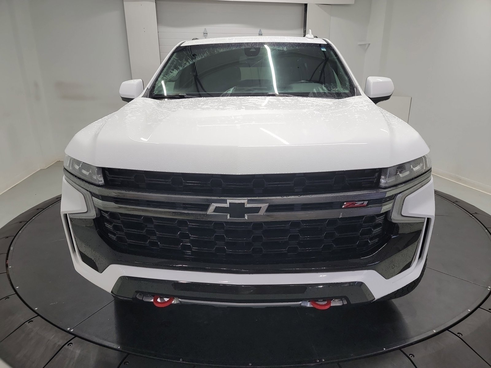 Used 2022 Summit White Chevrolet Z71 image 2