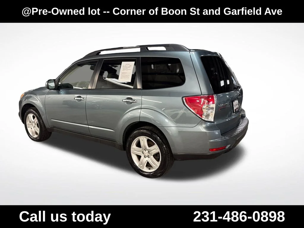Used 2009  Subaru 2.5X image 3
