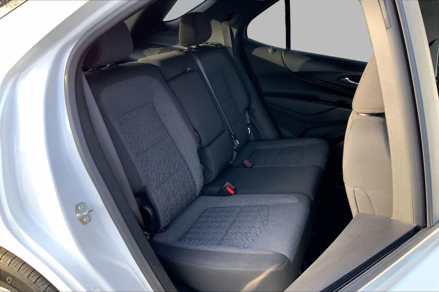 Used 2024 Summit White Chevrolet LT image 19
