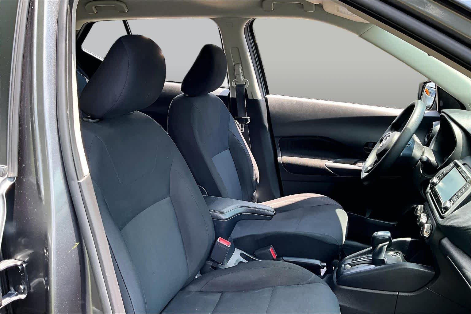 Used 2023 Gun Metallic Nissan S image 9