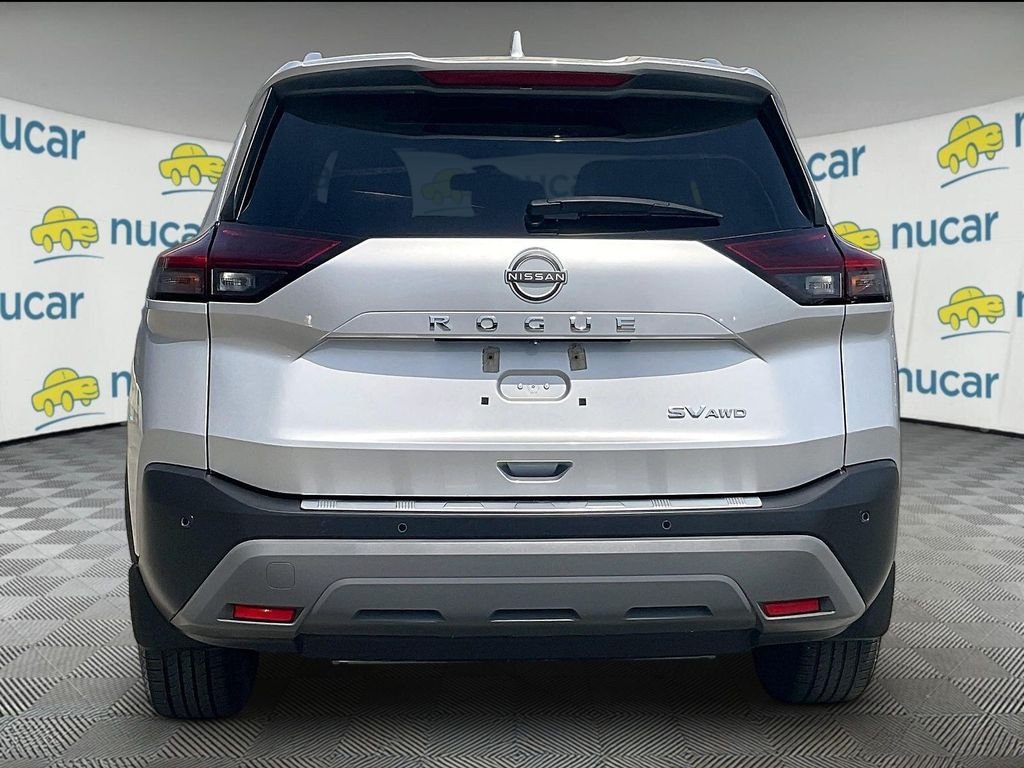 Used 2023 Silver Nissan SV image 5