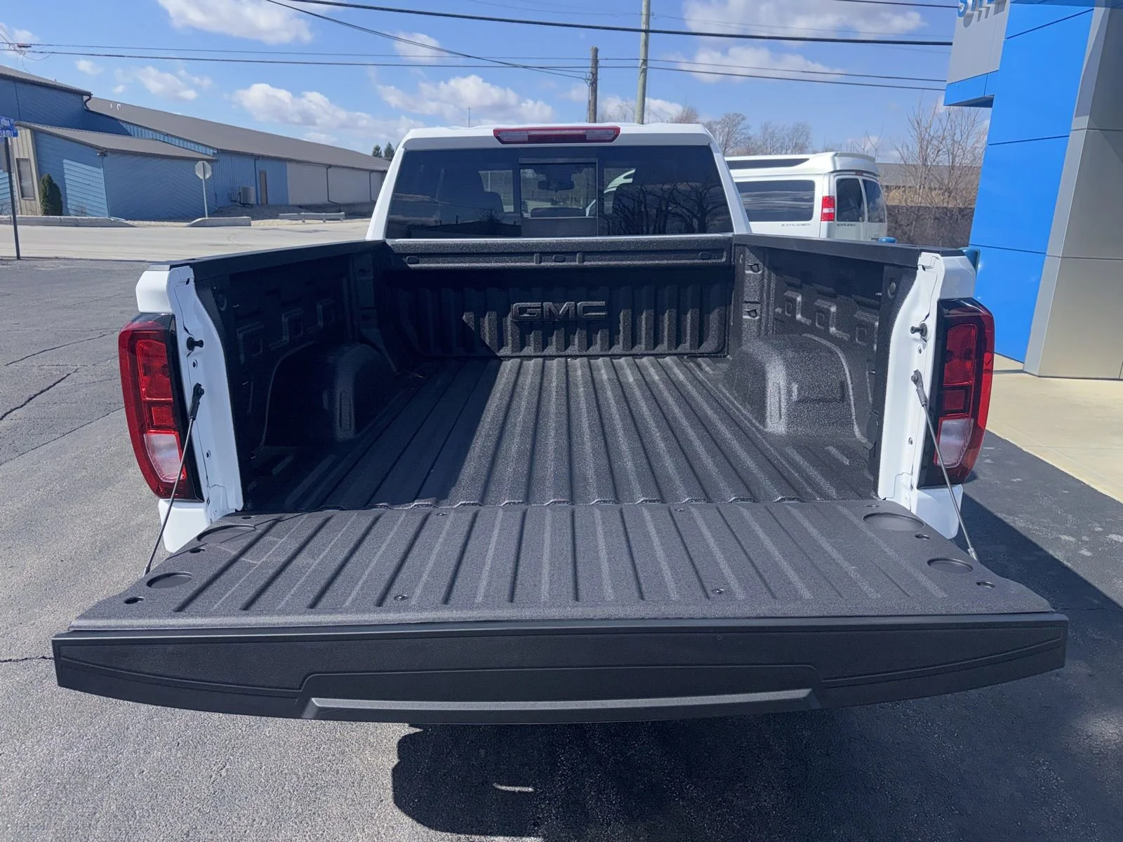 New 2026 Summit White GMC Elevation image 18
