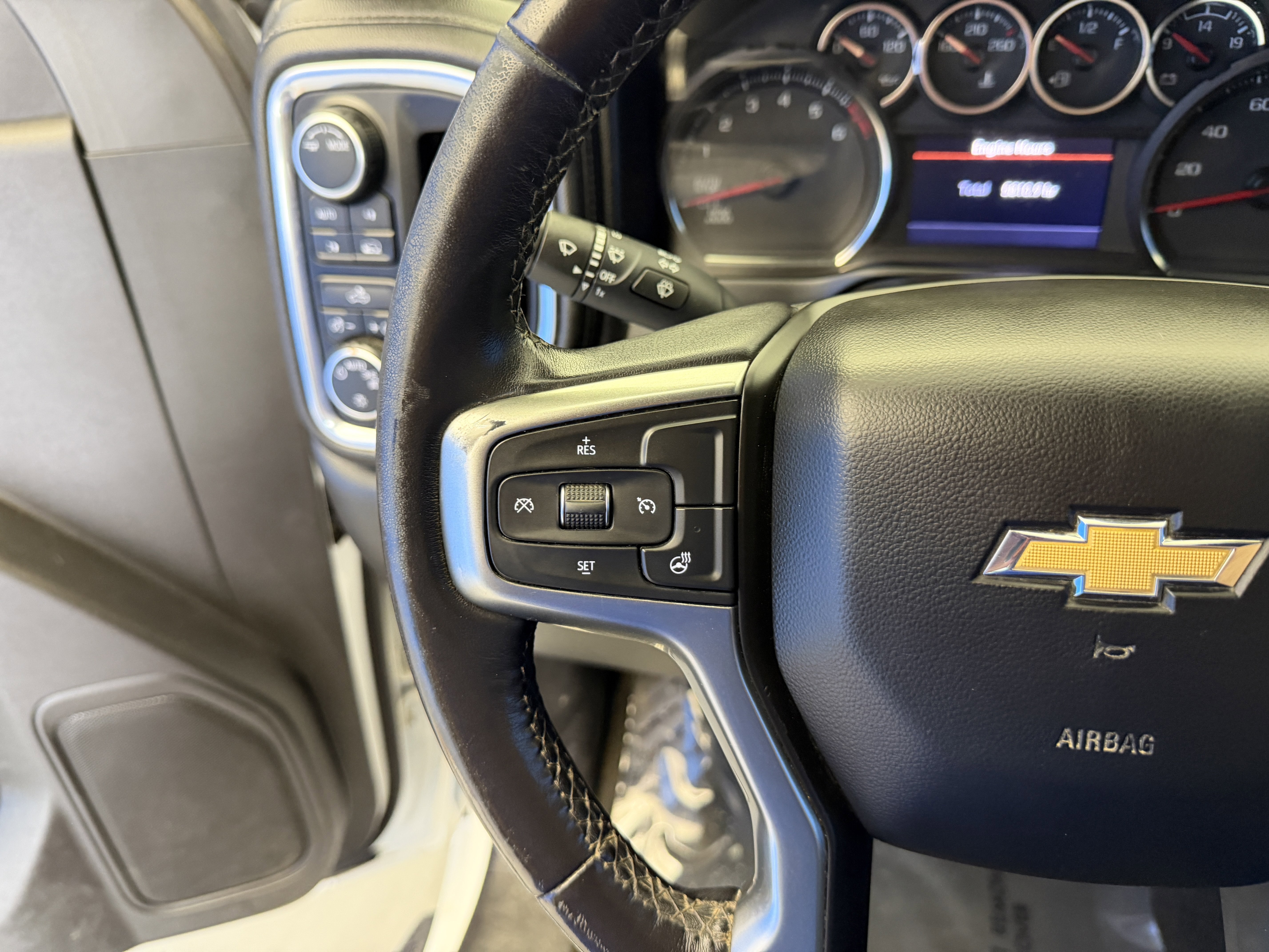 Used 2021 Summit White Chevrolet LT image 17