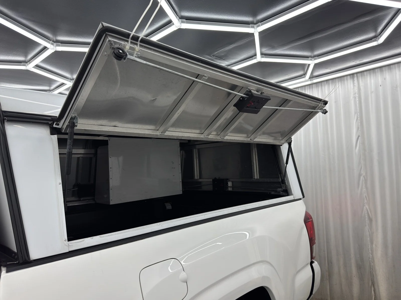 Used 2021 Super White Toyota SR5 ACCESS CAB 6