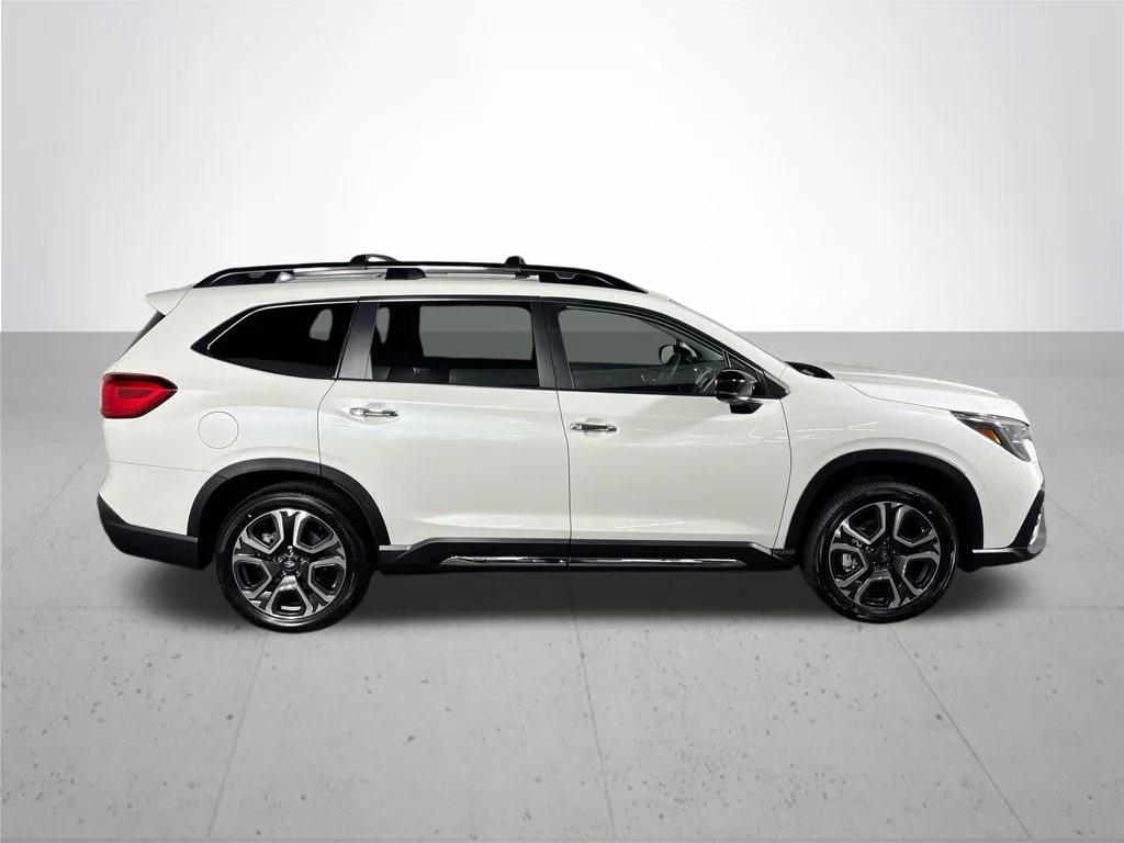 New 2026 CRYSTAL WHITE PEARL Subaru Touring 7-Passenger image 5