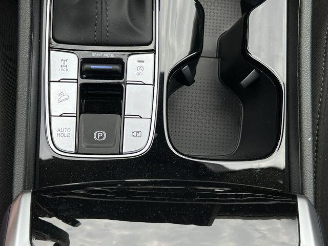 New 2026 Green Hyundai SEL AWD image 19